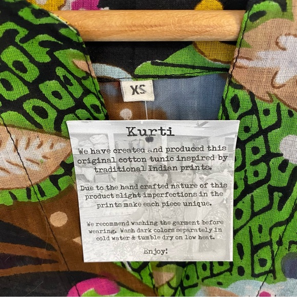 NWT Floral pattern tunic, boho 3/4 sleeve top, vneck top, kurti, swim cover up - Picture 5 of 5